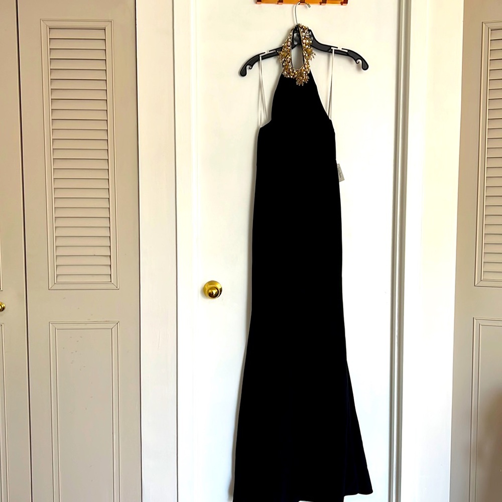 Brand new Marchesa Notte evening gown